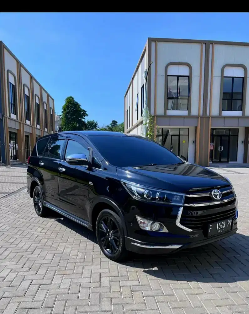 Venturer Bensin 2.0 A/T 2017