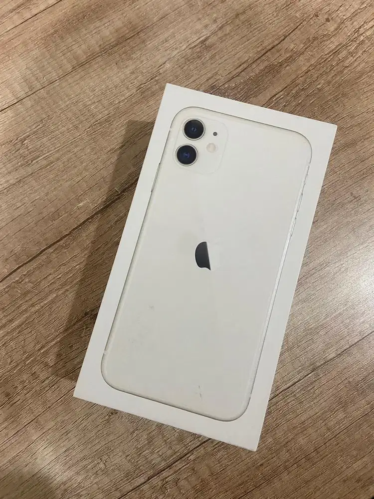 Iphone 11 64GB (Bekas)