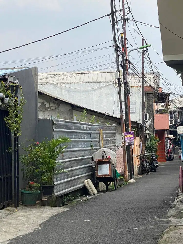 CIPETE UTARA - TANAH MURAH DIBAWAH NJOP – 1 KM KE MRT – JALAN 1 MOBIL