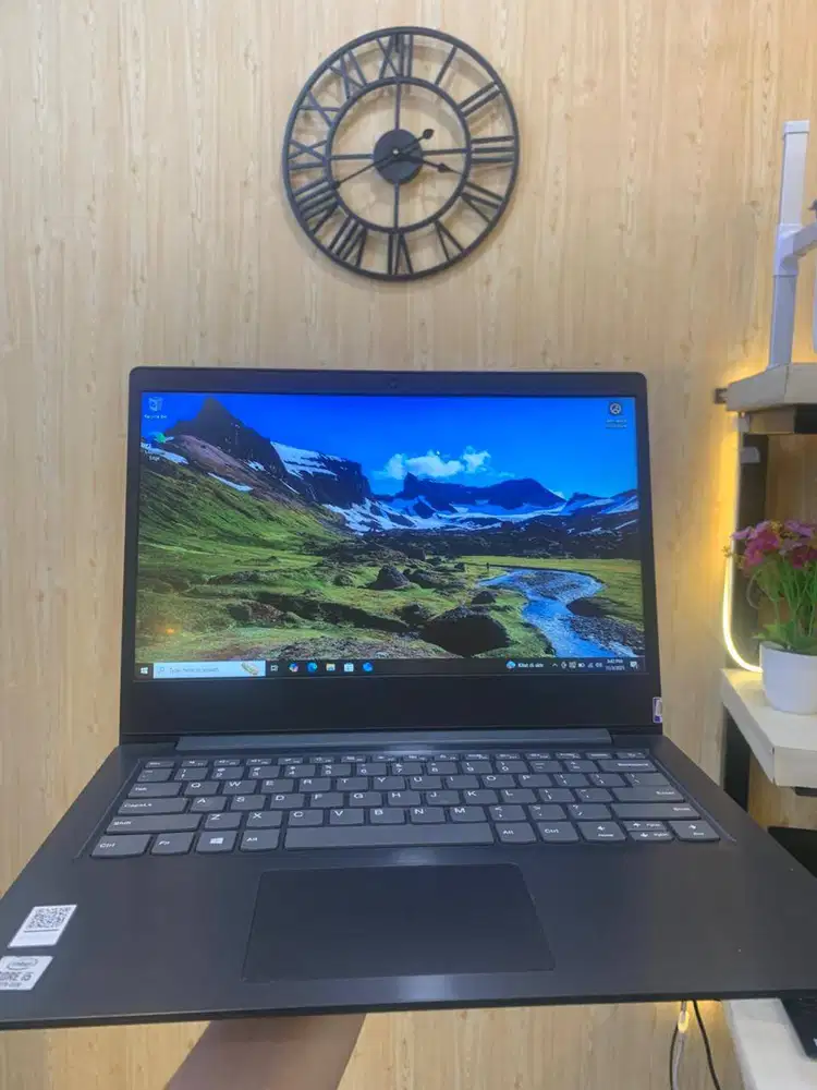 LENOVO IDEAPAD I5 RAM 8GB SSD 256 INTEL UHD GRAPHIC BEKAS SECOND