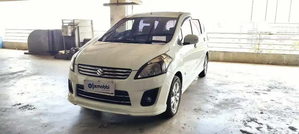 Suzuki Ertiga Elegant MT 2014. Khusus Kredit.
