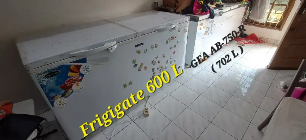 JUAL : Freezer GEA 702 L & Frigigate 600 L