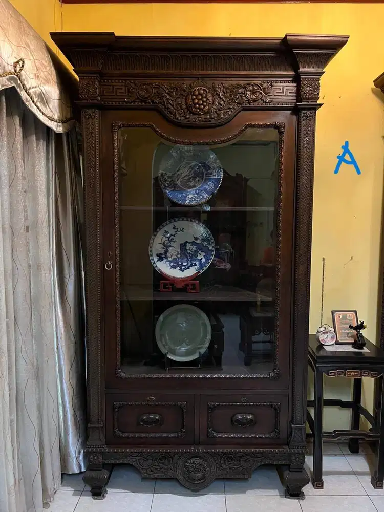 3 LEMARI HIAS ANTIK UKIR BONUS ISINYAA (NEGO)