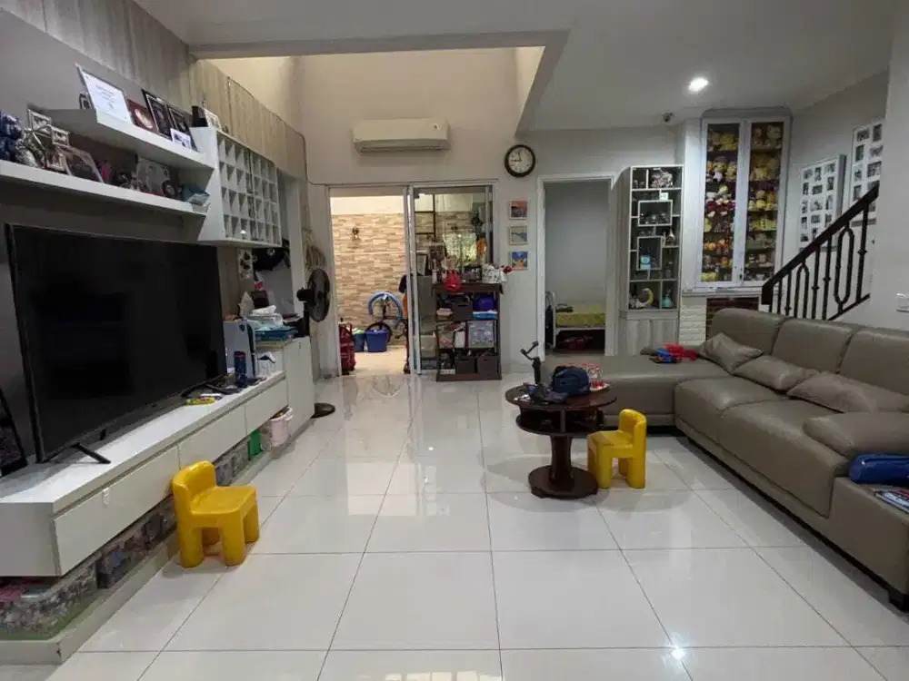 Dijual Rumah New Vivacia BSD City - Semi Fuenished