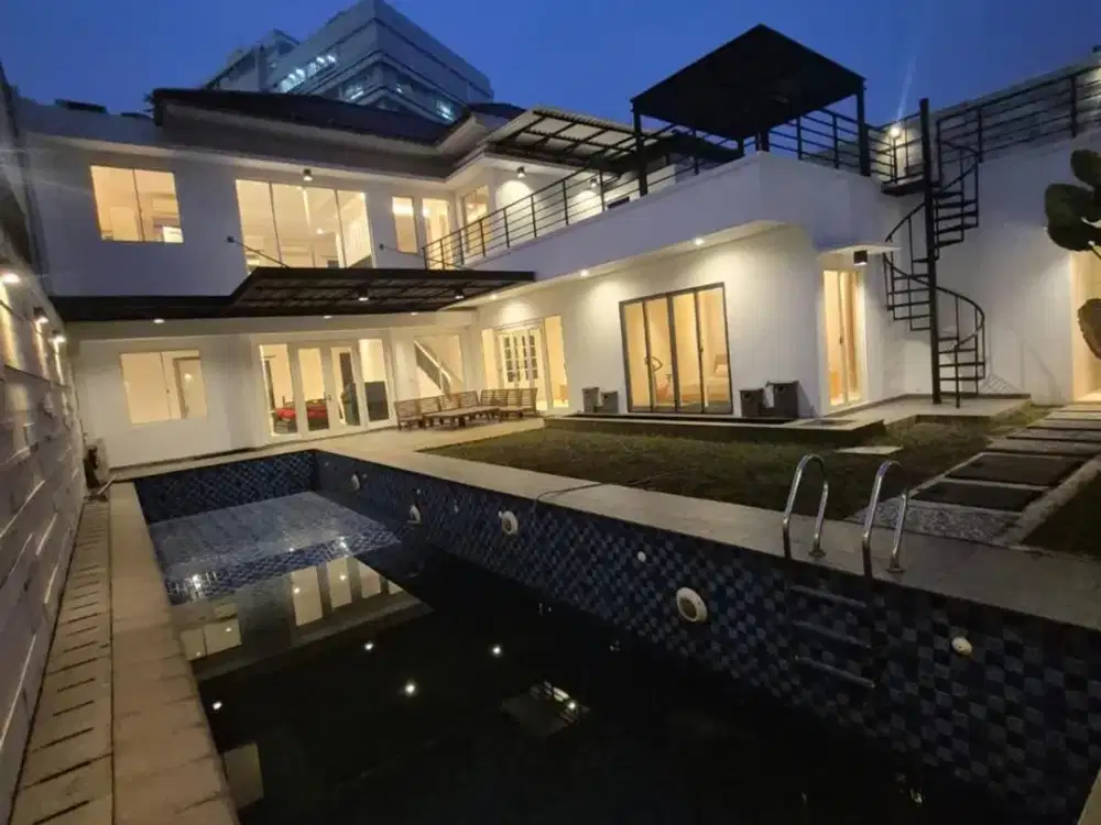 Dijual Rumah Mewah Sutera ARUNA Renata Alam Sutera Ada Pool