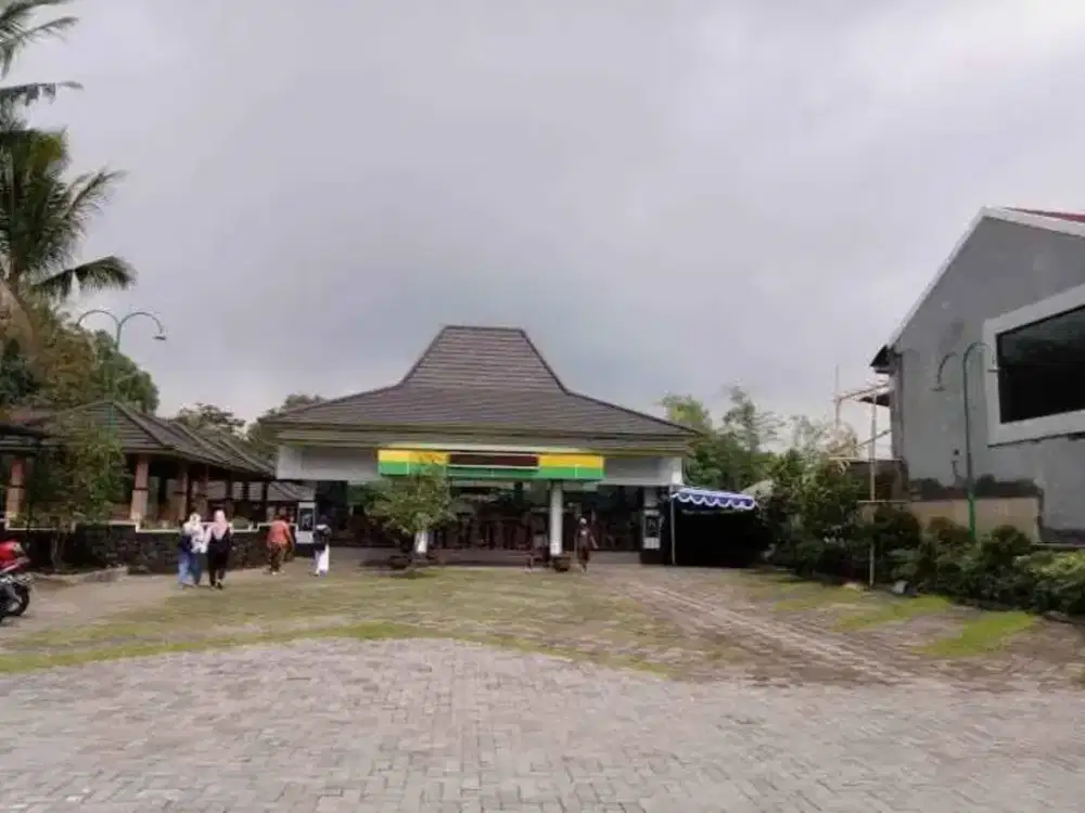 Eks Resto Full Furnished di Jl Kaliurang KM 23 Hargobinangun Pakem Sleman