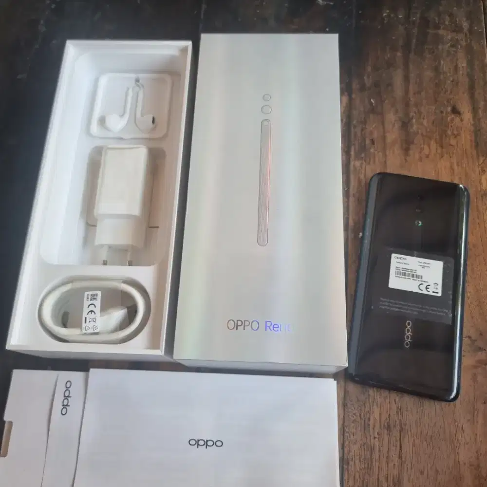 Oppo Reno 256 GB Kamera Pop-Up Sirip Hiu OPPOReno 1
