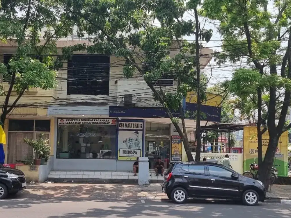 Ruko + rumah ( 1 sertifikat) Hook Mainroad Moh Toha