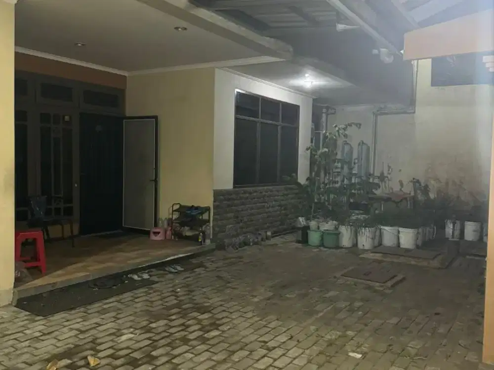 SEWA JUAL Rumah 2 Lantai Nirwana Eksekutif Dkt MERR