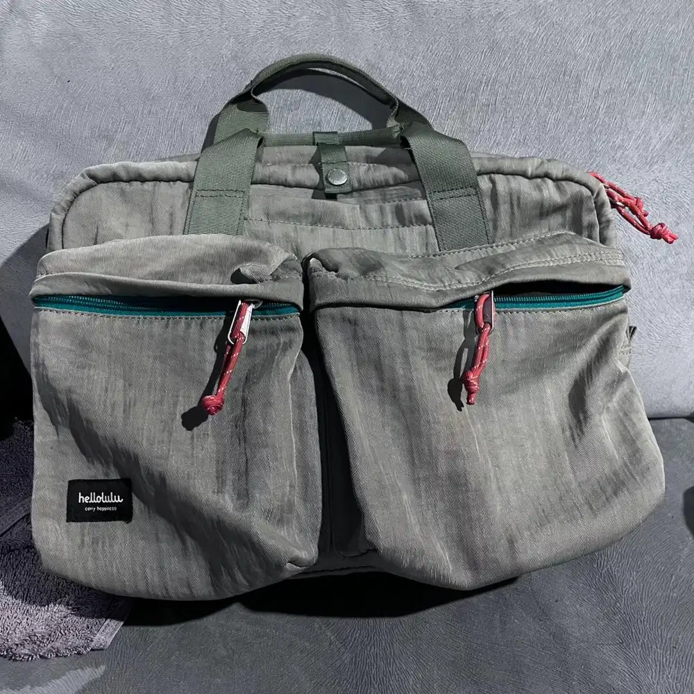 Tas Laptop 15” Merk Hellolulu Olive