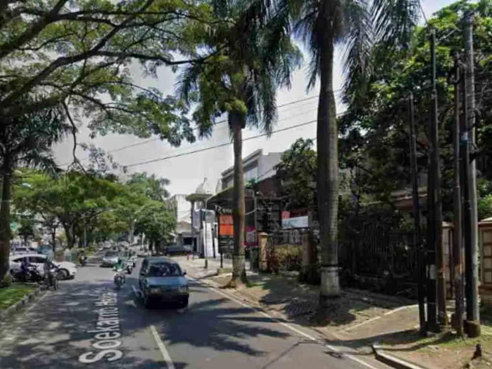 Rumah di Poros Soekarno Hatta Malang