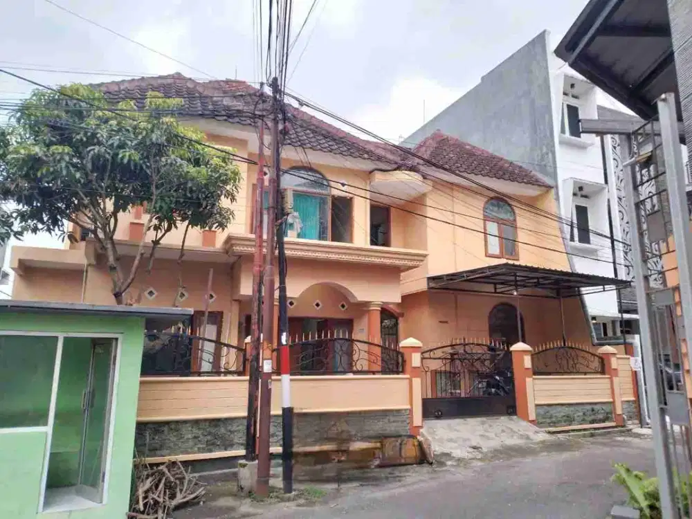 Turun Harga! Rumah Kost Murah 24 Kamar Area Dewandaru Semanggi Luas 299 m2