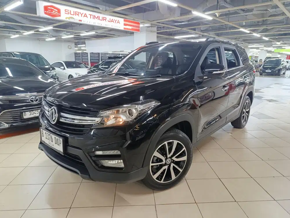 DFSK GLORY 560 LUXURY 1.8 AT