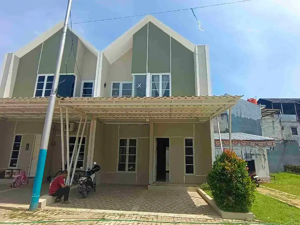 Rumah 2 lantai di jakarta timur