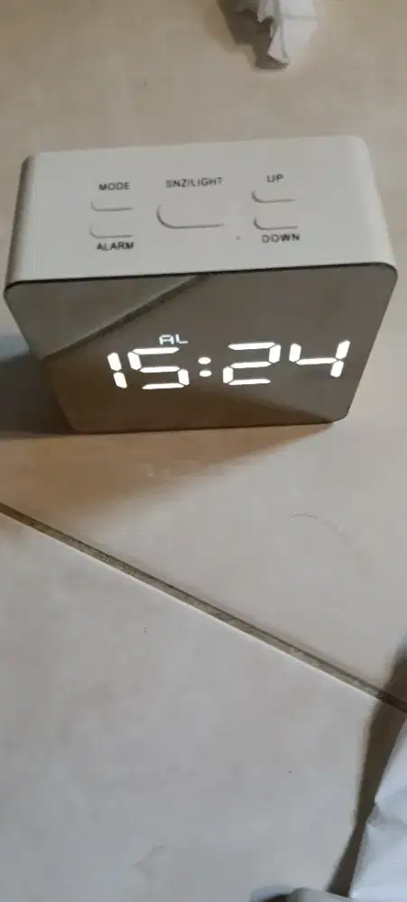 Jam meja digital LED