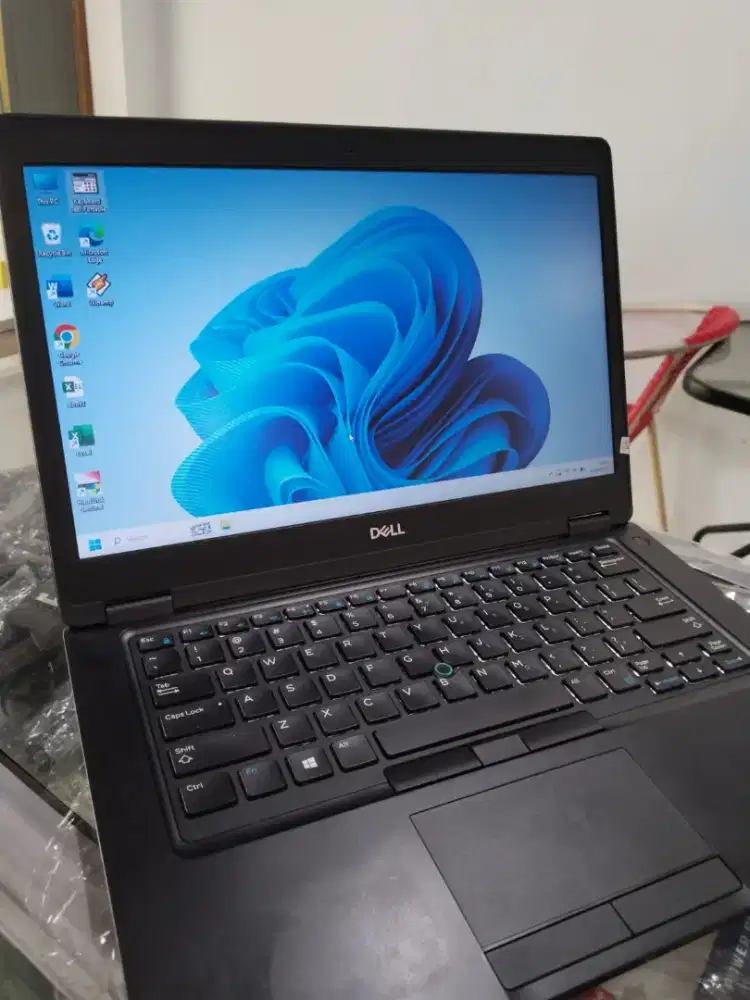 Laptop Dell 5490 Core i5 Gen 7 Ram 8Gb SSD 256Gb