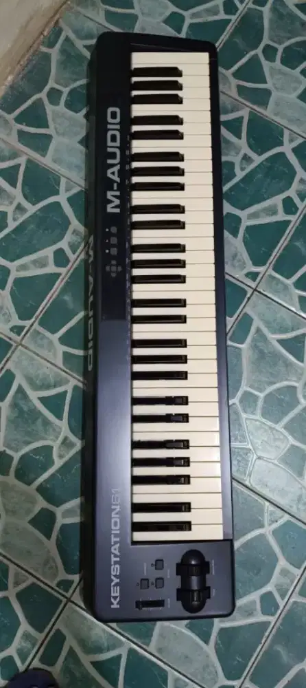 Key station M audio