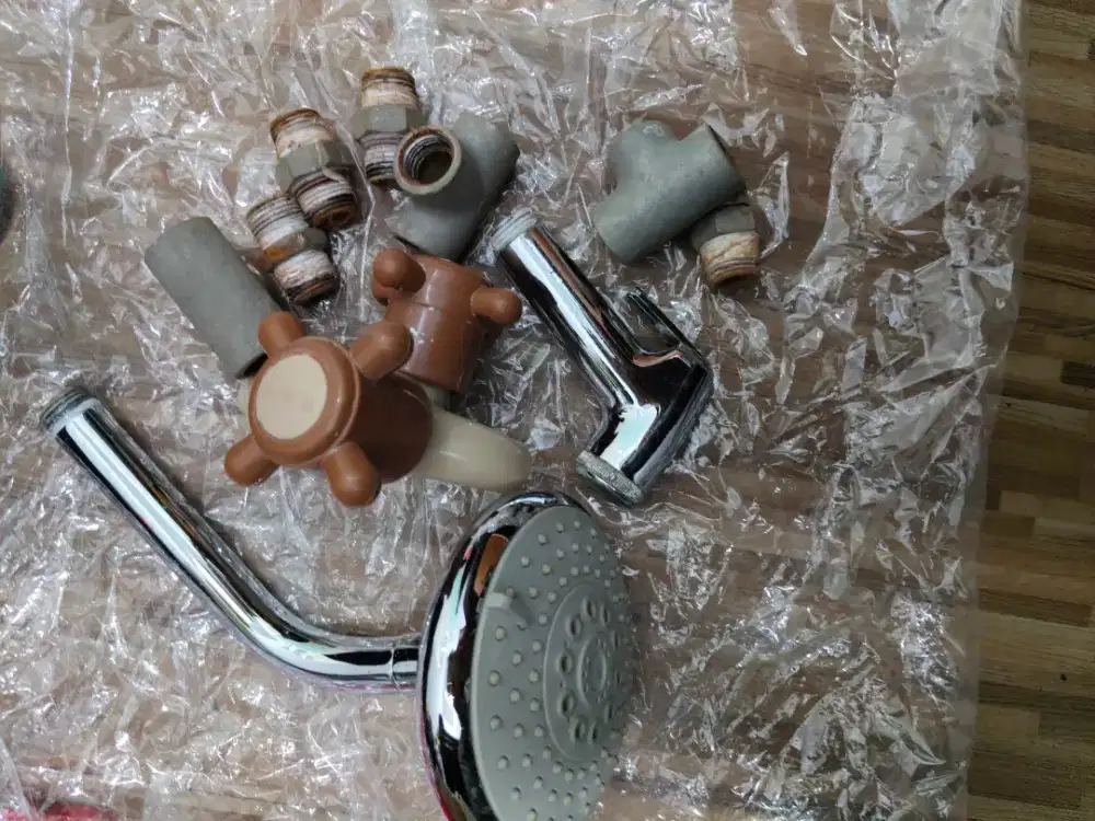 Shower, keran, drat sambungan, jet shower barang sesuai di foto normal