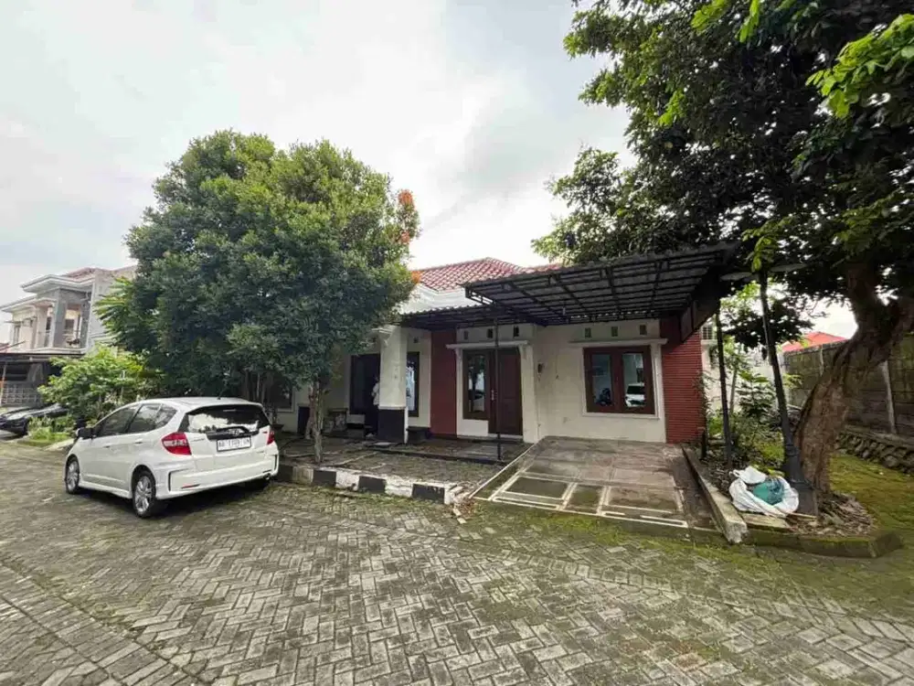 rumah furnish di perumahan jakal km 9 dekat ugm