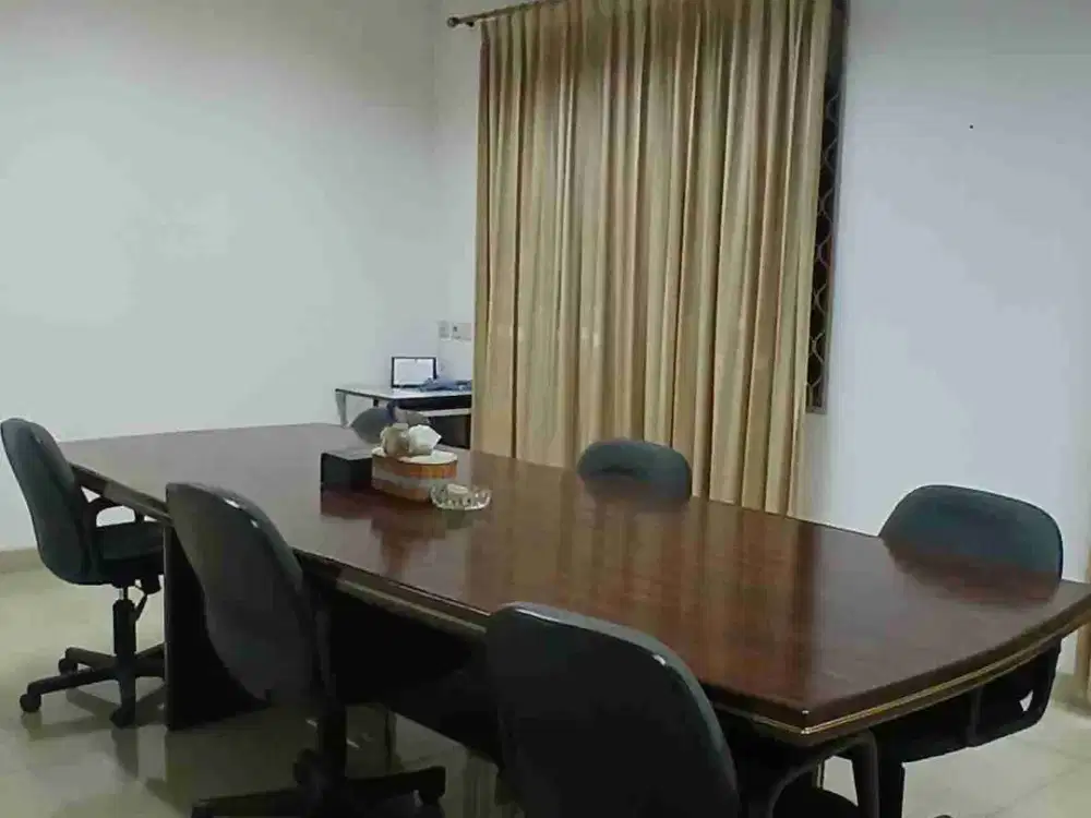 Dijual gedung kantor di jl.Am Sangaji petojo jakarta pusat