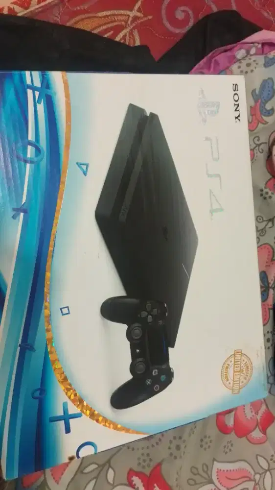 ps 4 slim 1 TB versi clone