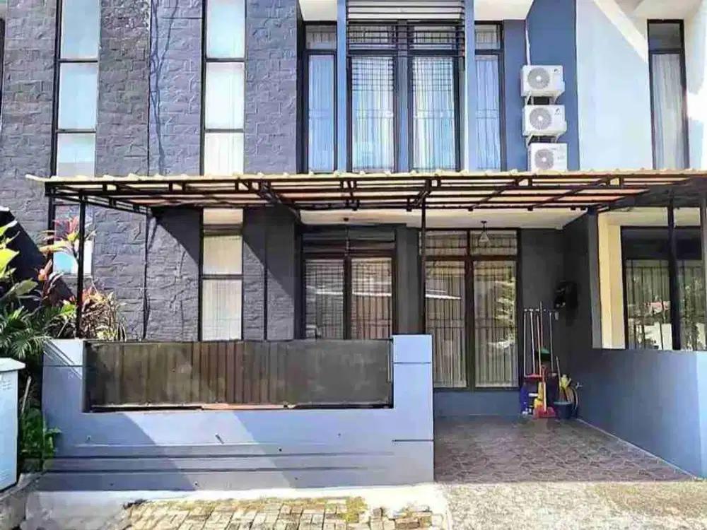 Dijual rumah bagus 2 lantai siap huni cluster area sektor 9 Bintaro jaya Tangsel