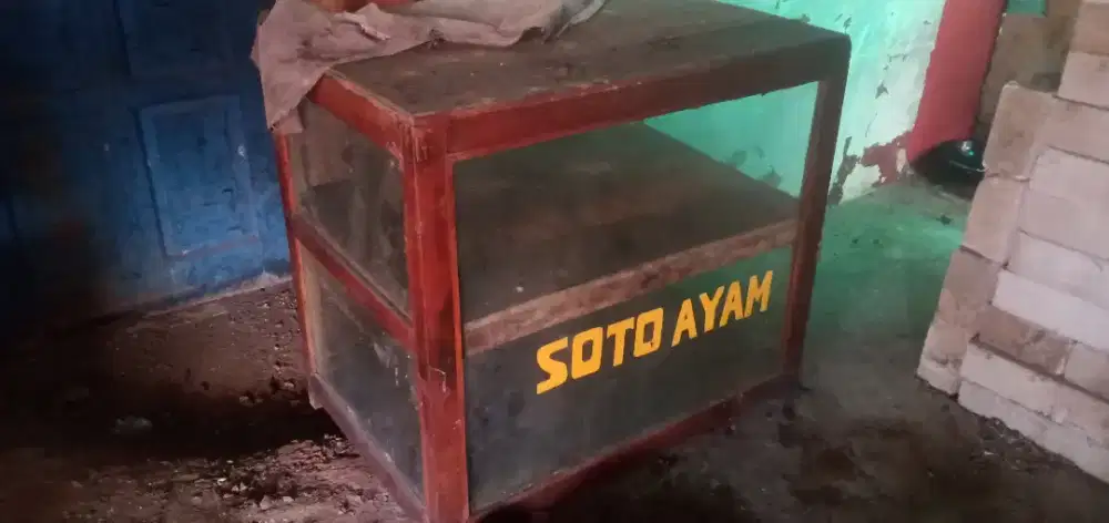 Etalase Kaca kombo kayu