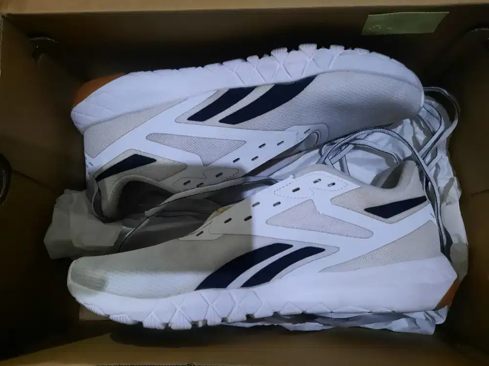 Reebook flexagon force 4 sepatu running pria Size 44 /28.5 Cm