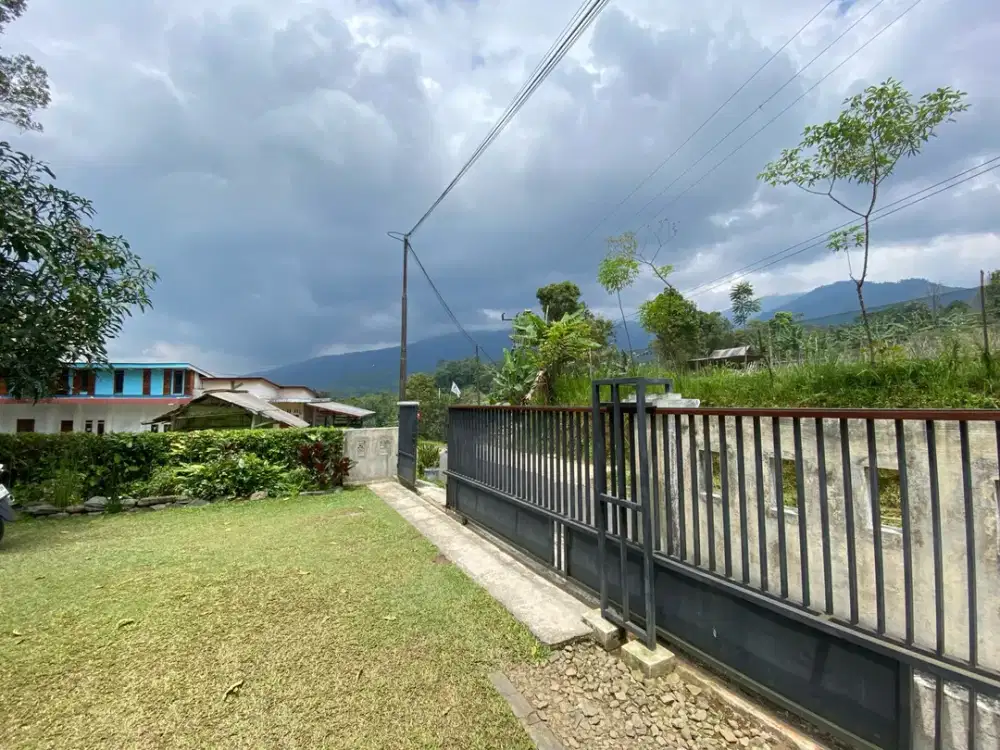 Rumah semi Villa Desa Wisata Udara Dingin Purwakarta Dijual Murah