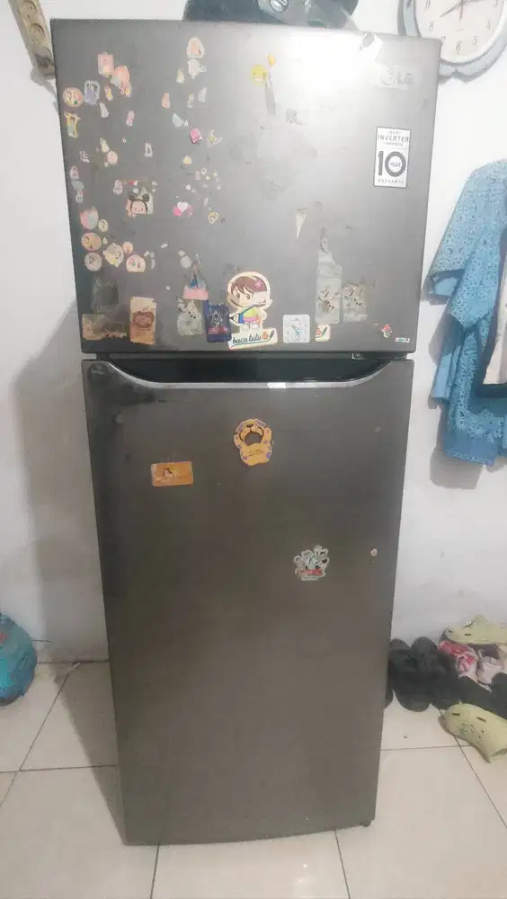 Kulkas 2 pintu LG inverter