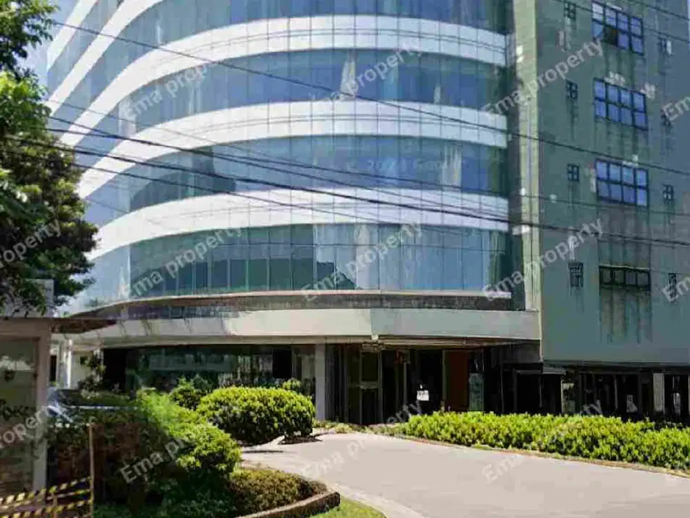 Lelang November ! Gedung di Raya Arjuno Surabaya