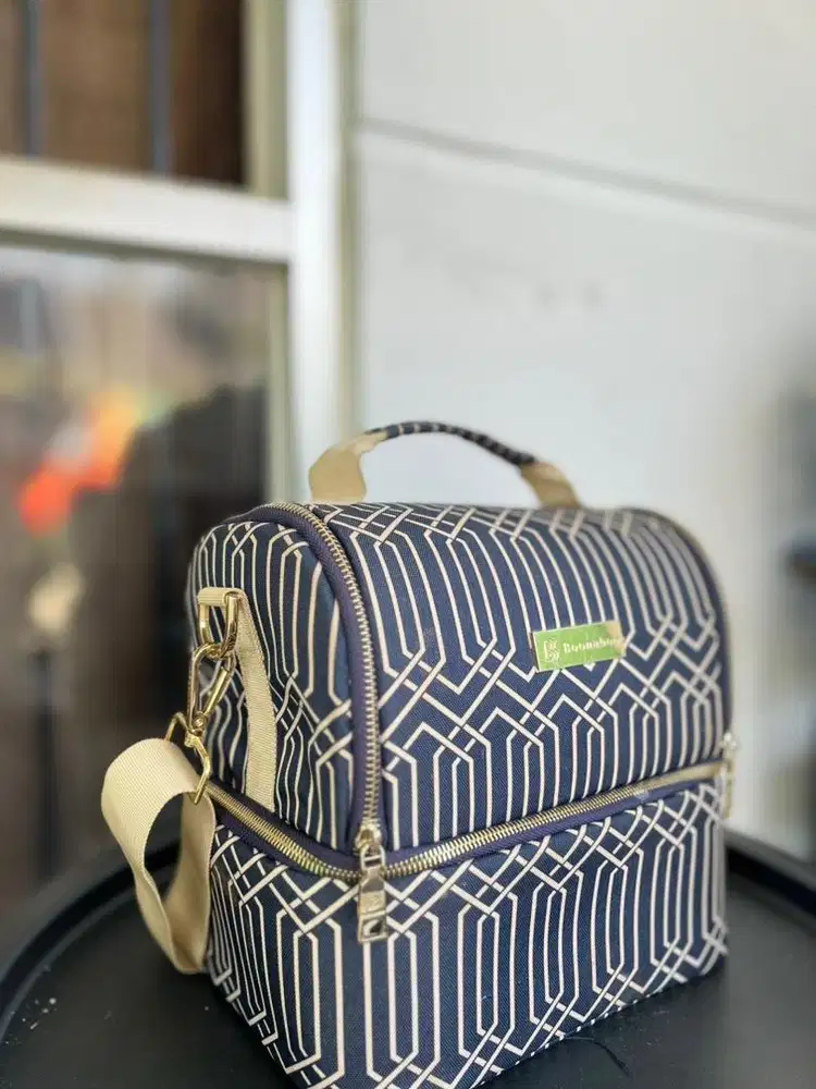 Preloved cooler bag by bonaboo