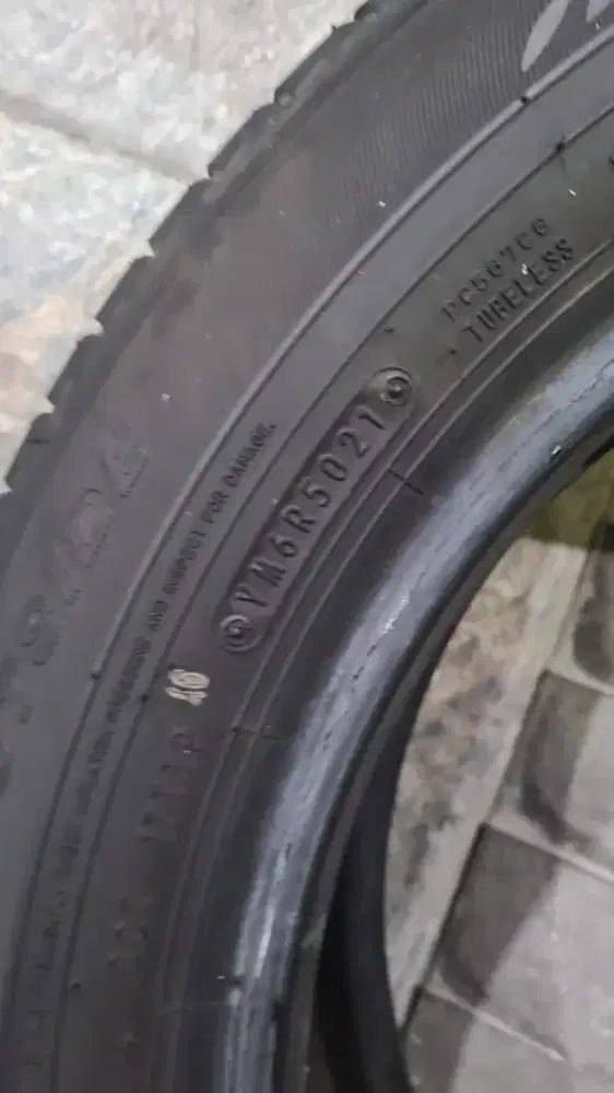 ban dunlop ensave uk 205 60 r17 ex raize kondisi 90 persen