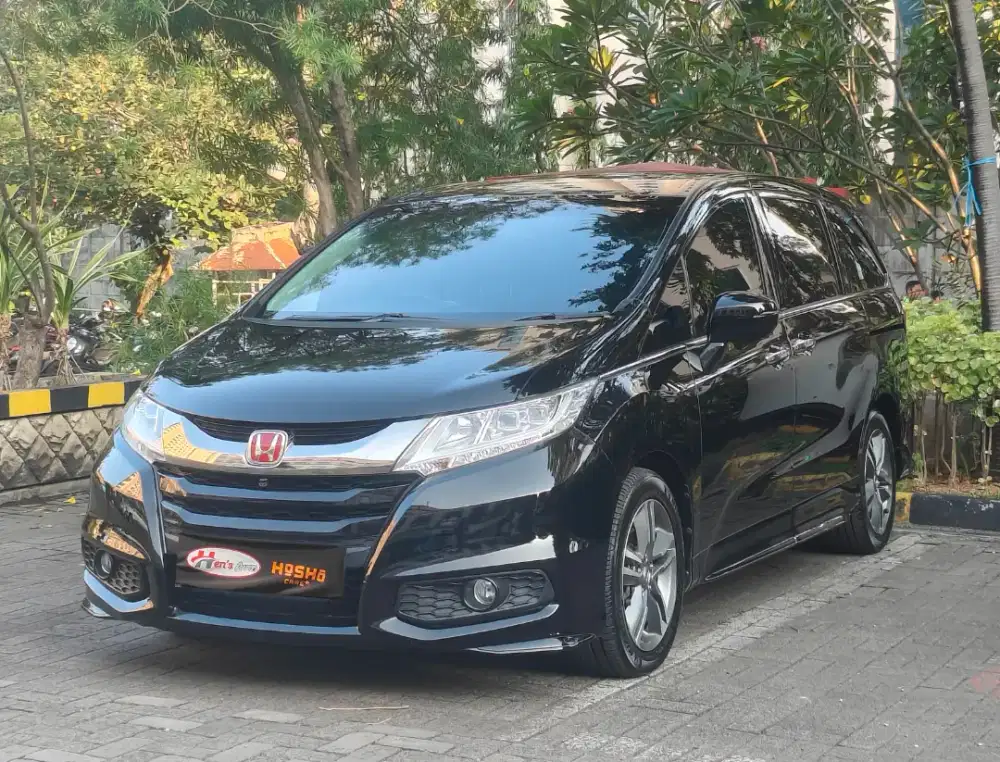 DP 10jt HONDA ODYSSEY PRESTIGE 2017 HITAM