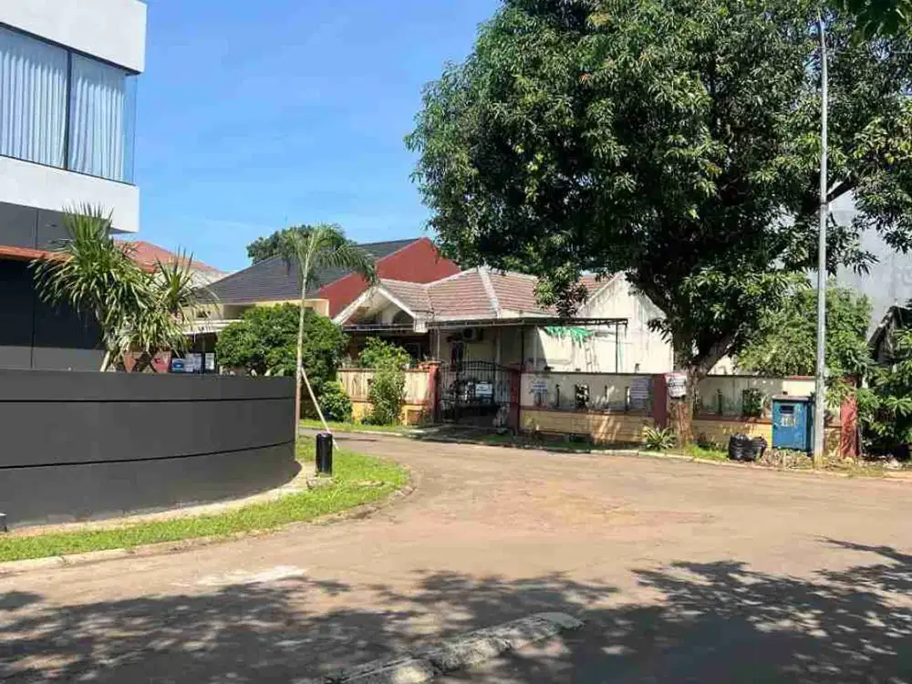 Kavling Badan Bagus Sudah berpagar Kencana Loka BSD city