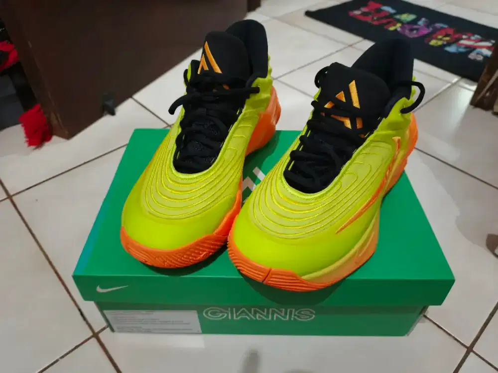 Sepatu Basket Nike Giannis size 43