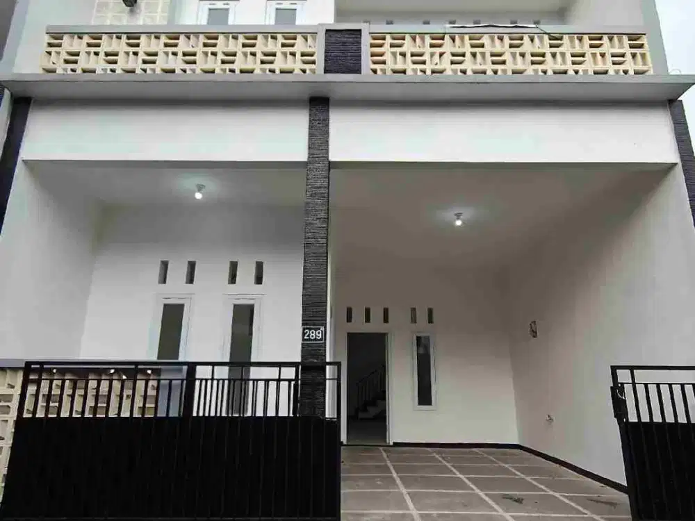 Dijual rumah luas murah 4 kamar di Riung bandung