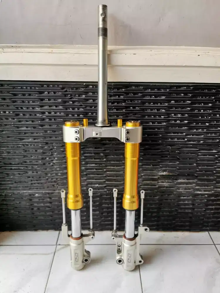 Shock USD Delkevic ADV 150 ABS