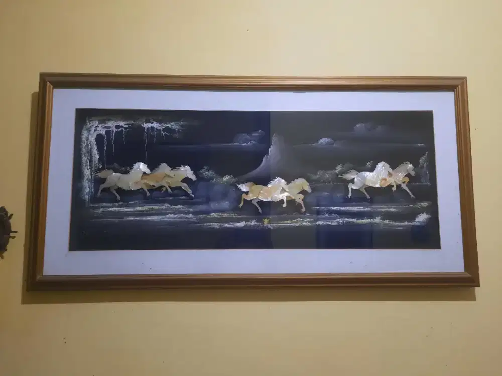 Lukisan bahan kulit kerang