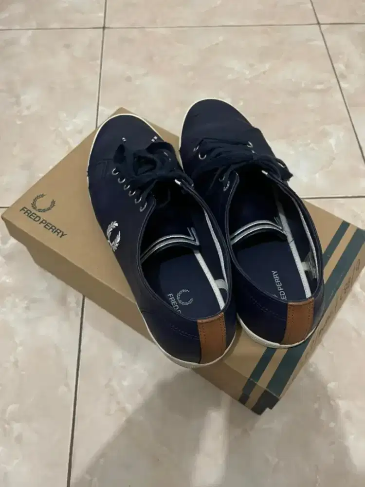 Sepatu Fred Perry 100% Authentic