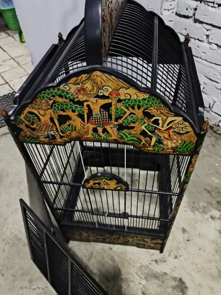 Sangkar ukiran jati buat burung ivent lomba