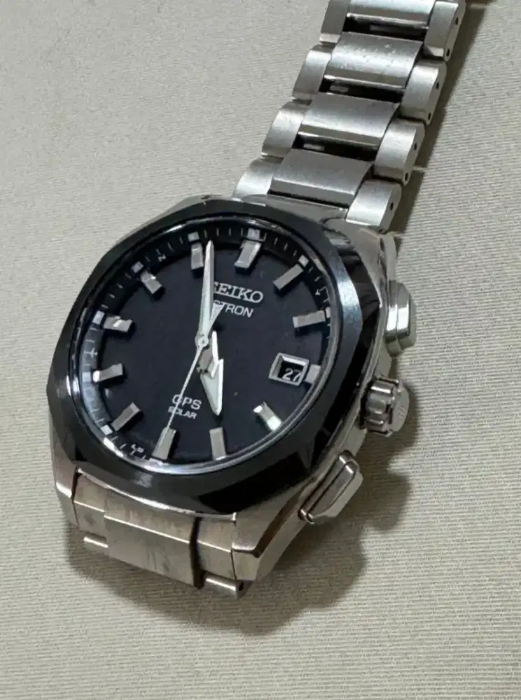 Seiko Astron GPS Solar SSJ007 SSJ007J1