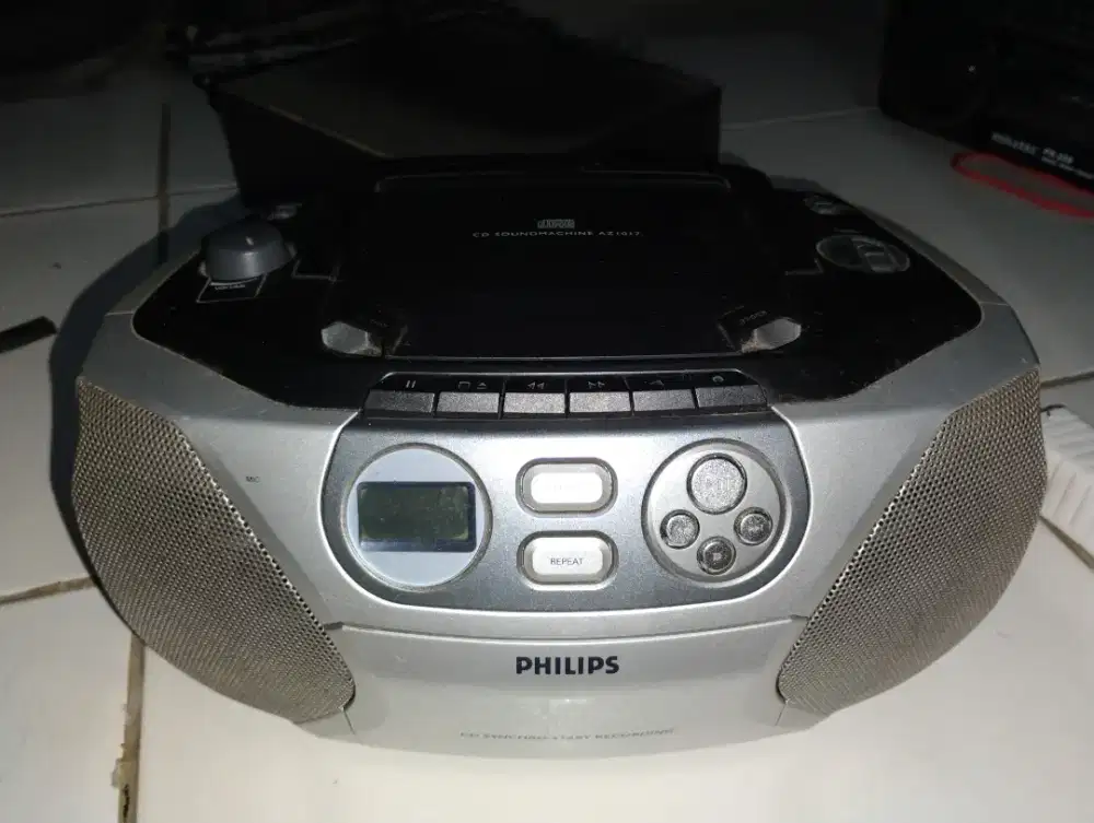 Jual radio tape Philips nego dikit aja