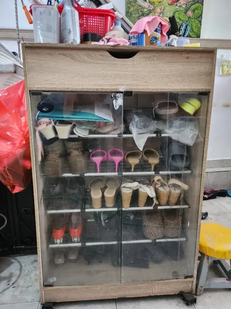 Dijual Lemari Sepatu ,Kondisi Bekas