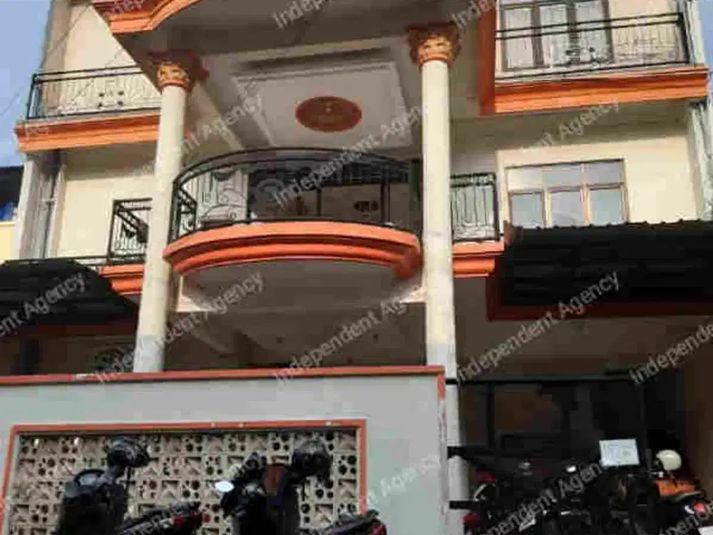 rumah kos tinggi 1banjarsari tembalang