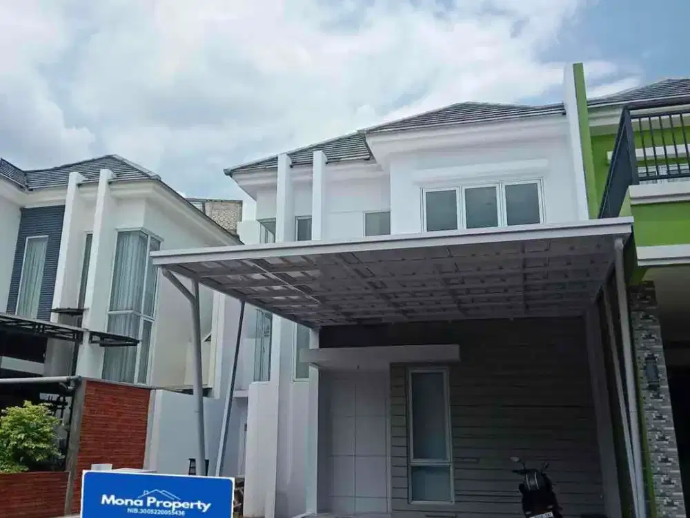 Jual Cepat Sudah Renov Rumah Dua Lantai  Kota Wisata