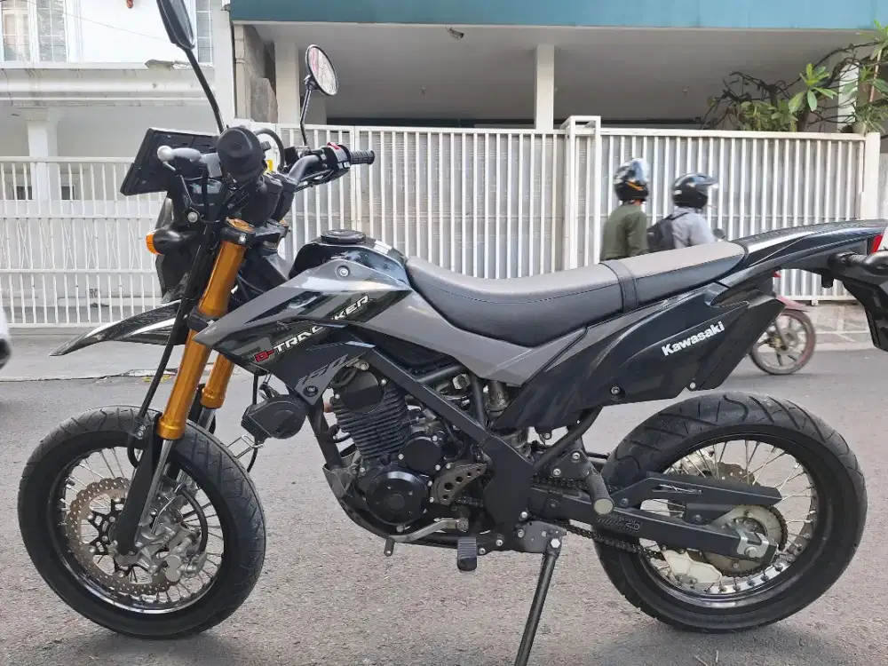 Kawasaki dtraker tahun 2022