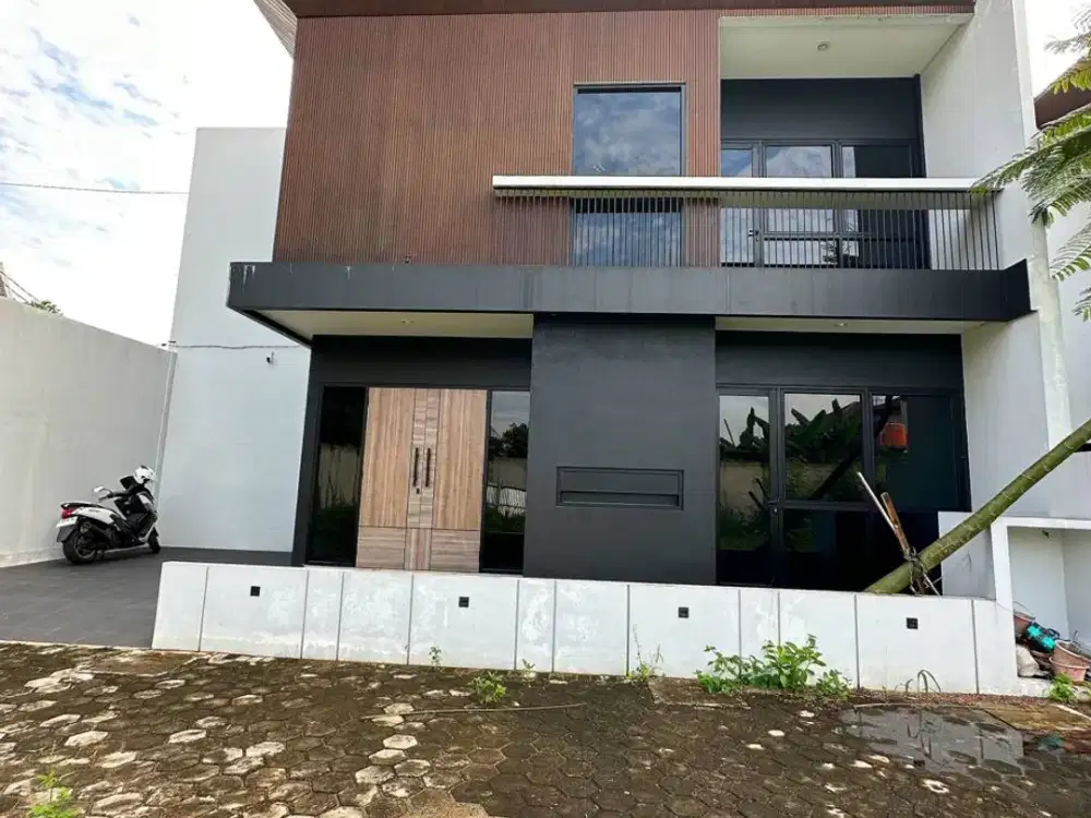 FOR SALE – Rumah Siap Huni 2 Lantai di Caman Jatibening – Kota Bekasi [AR196]