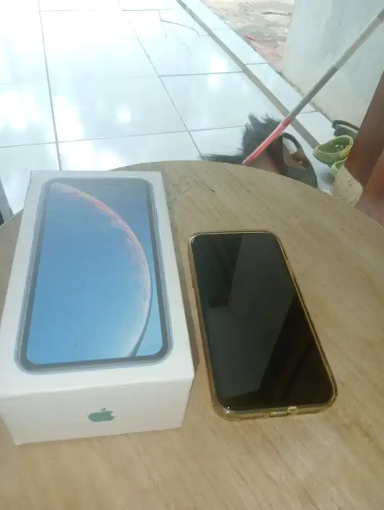 Dijual hp Iphone blue XR