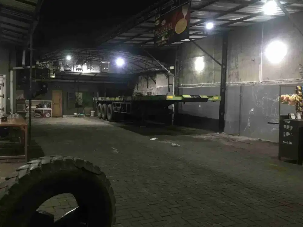 Disewakan Gudang plus Rumah di Pucang Surabaya
